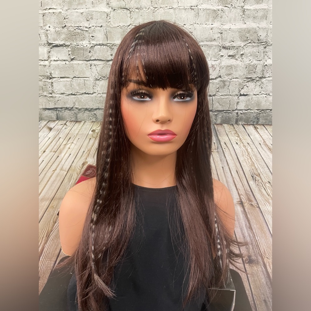 “Feather” synthetic wig new FE4/613